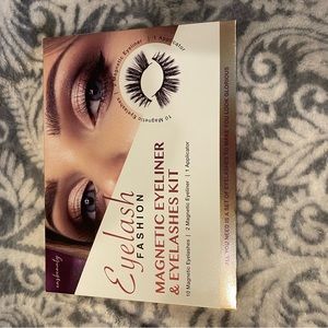NWOT eyelash fashion kit. Magnetic eyeliner & lashes